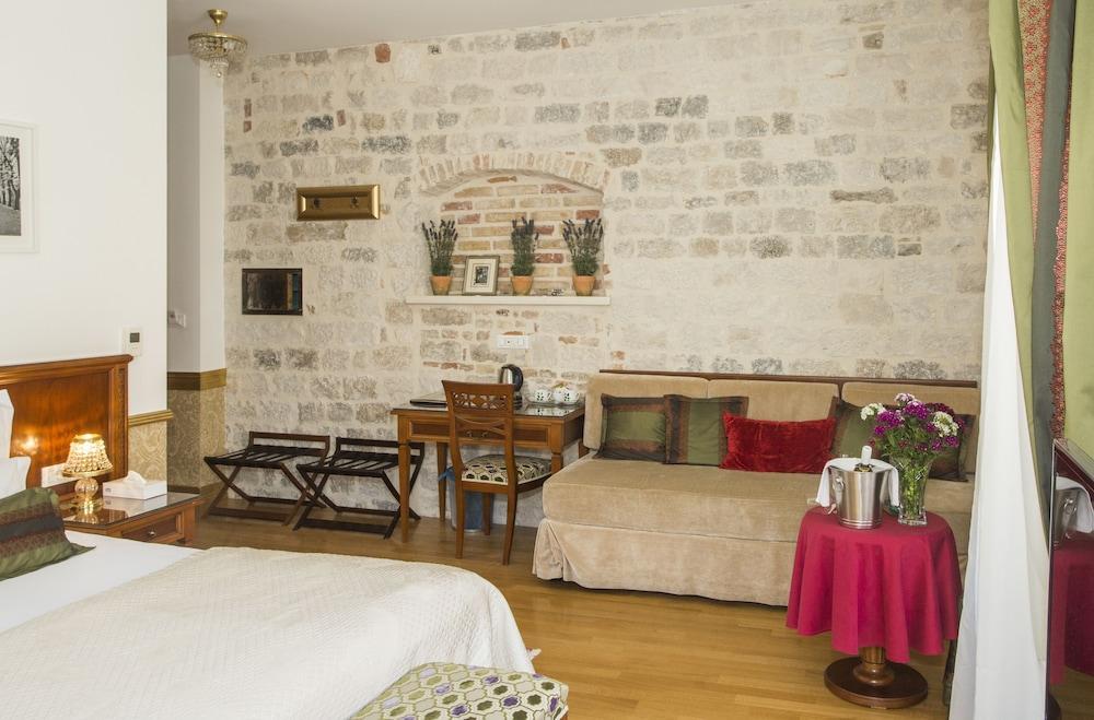 Judita Palace Heritage Hotel Split Ngoại thất bức ảnh