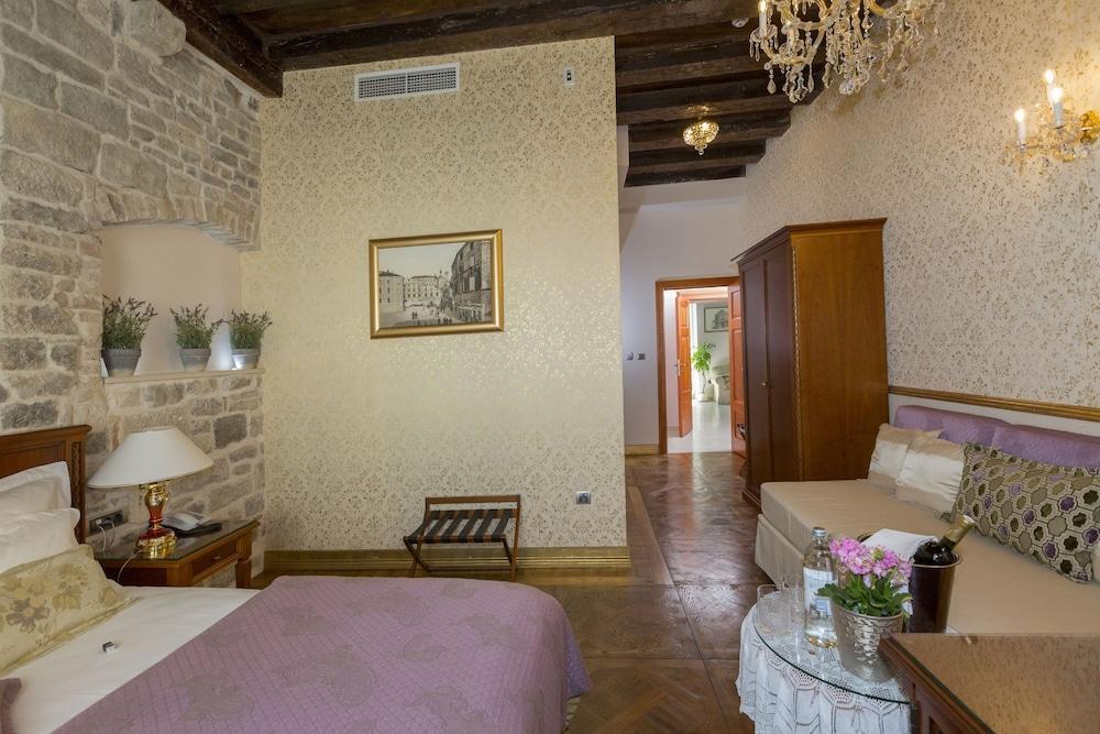 Judita Palace Heritage Hotel Split Ngoại thất bức ảnh